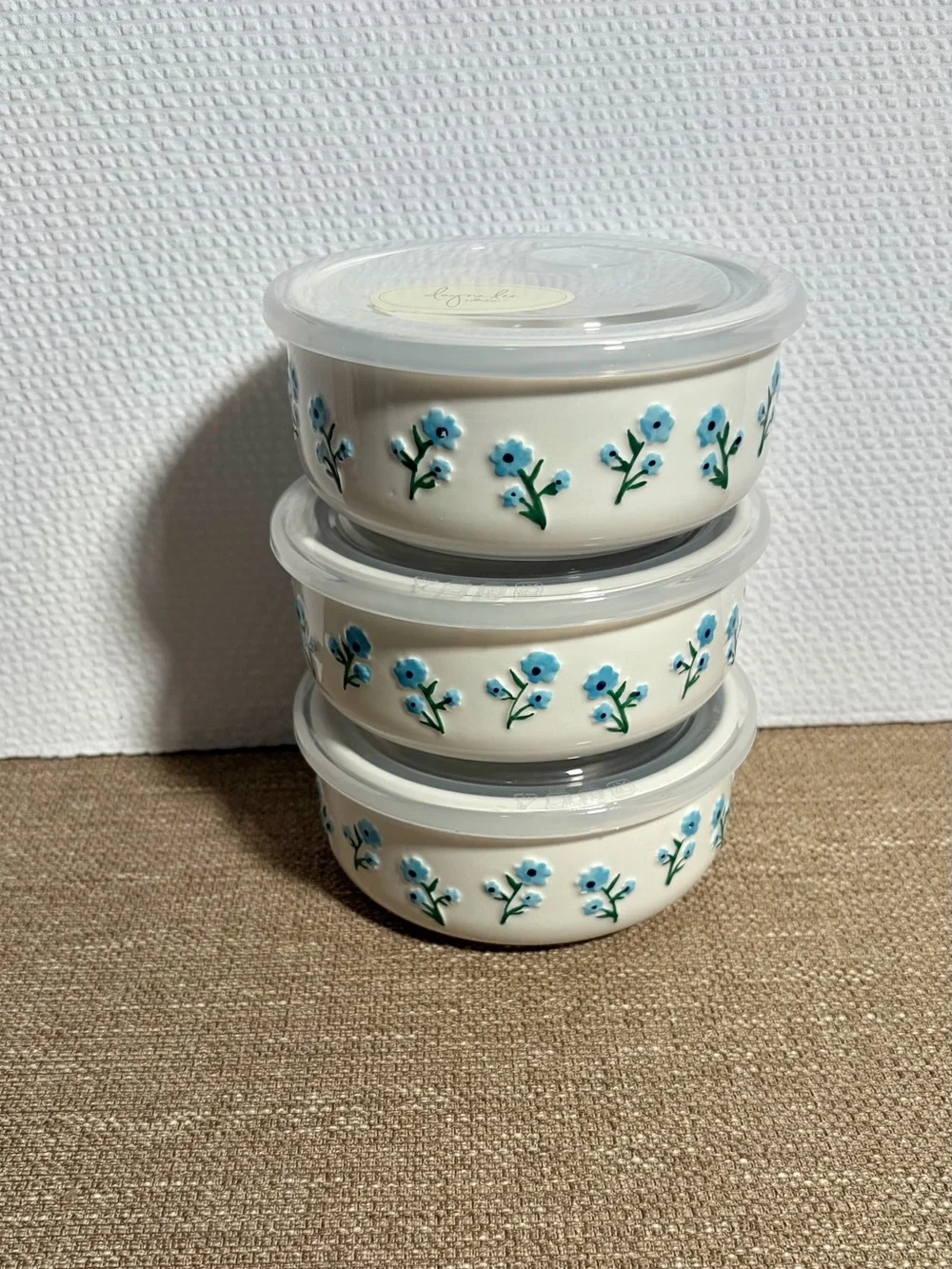 Ceramic Bowl with Venting Lid - Blue & Navy Floral Motif Textured Flower Design